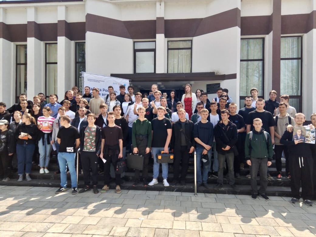 Рабочий экспонат КСО с «Агат-200» студентам Славянска-на-Кубани